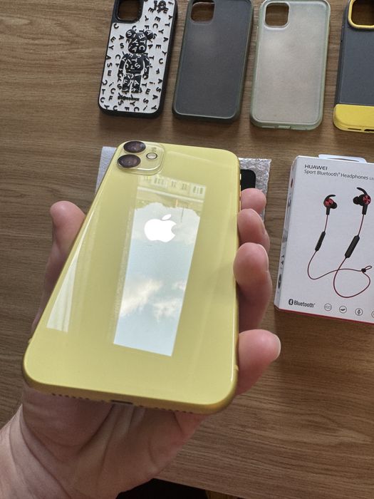 iPhone 11, Yellow, идеал, плюс ПОДАРКИ!  4/64.