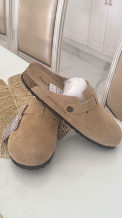 Закриті спереду шльопанці дуже популярна модель модель підBirkenstock Boston.