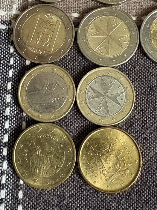 Монети Євро 2 євро 1 євро