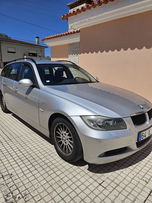 Bmw E90 320d / 2008 — photo 2