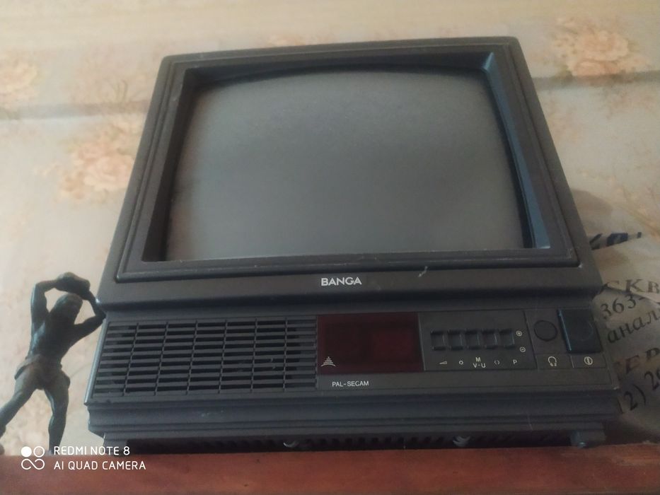 Телевизор дёшево Фунай 54см,JVC 61cм,рабочие на дачу,общагу