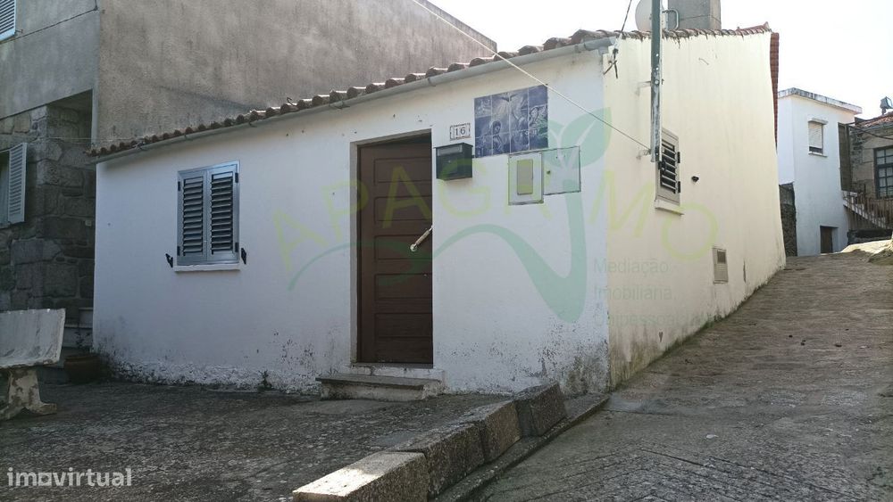 Moradia térrea T3 em Penela da Beira