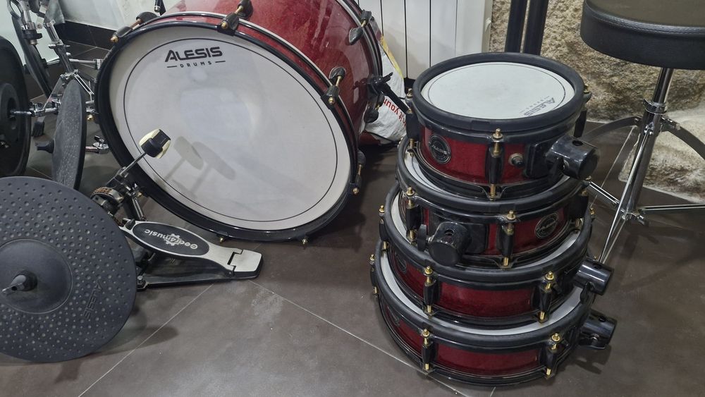 Alesis Strike pro
