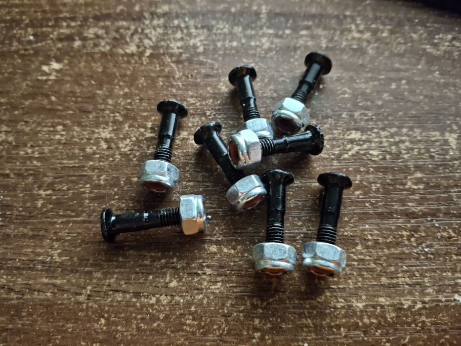 Болты Indepedent