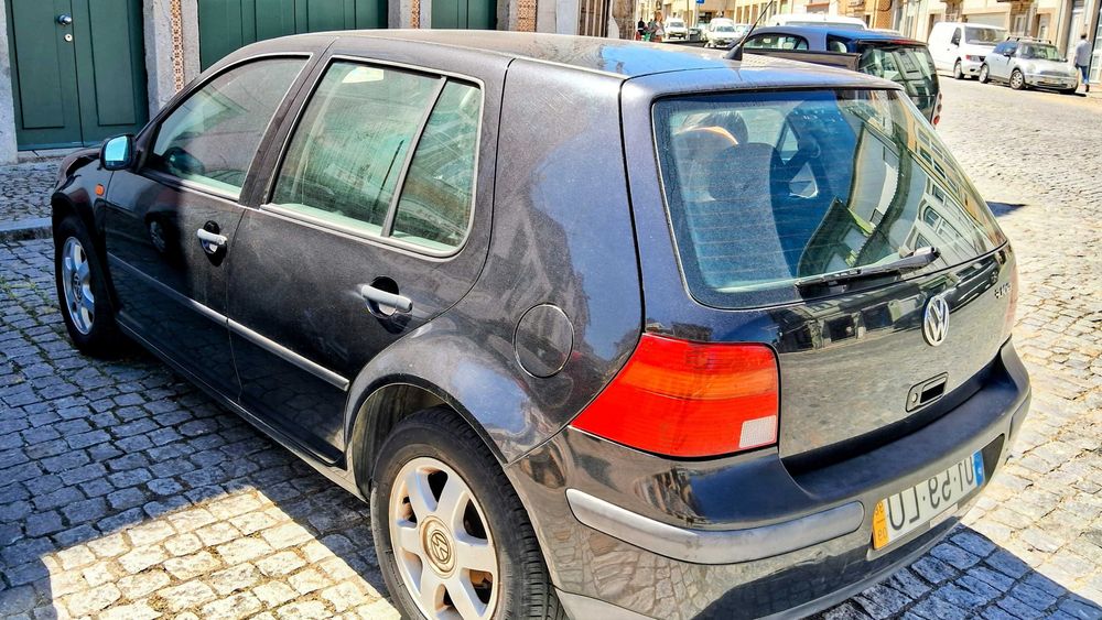 Vw Golf 1.4 gasolina super conservado