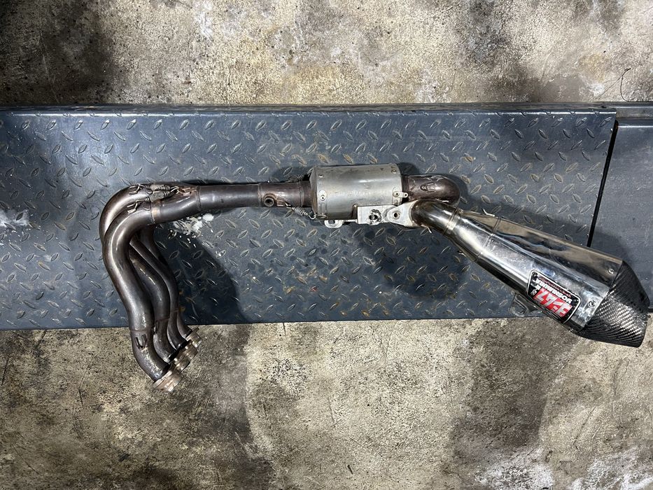 Escape Yoshimura R55 Completo