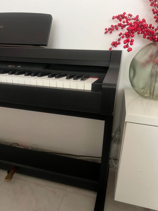 Piano Yamaha Clavinova