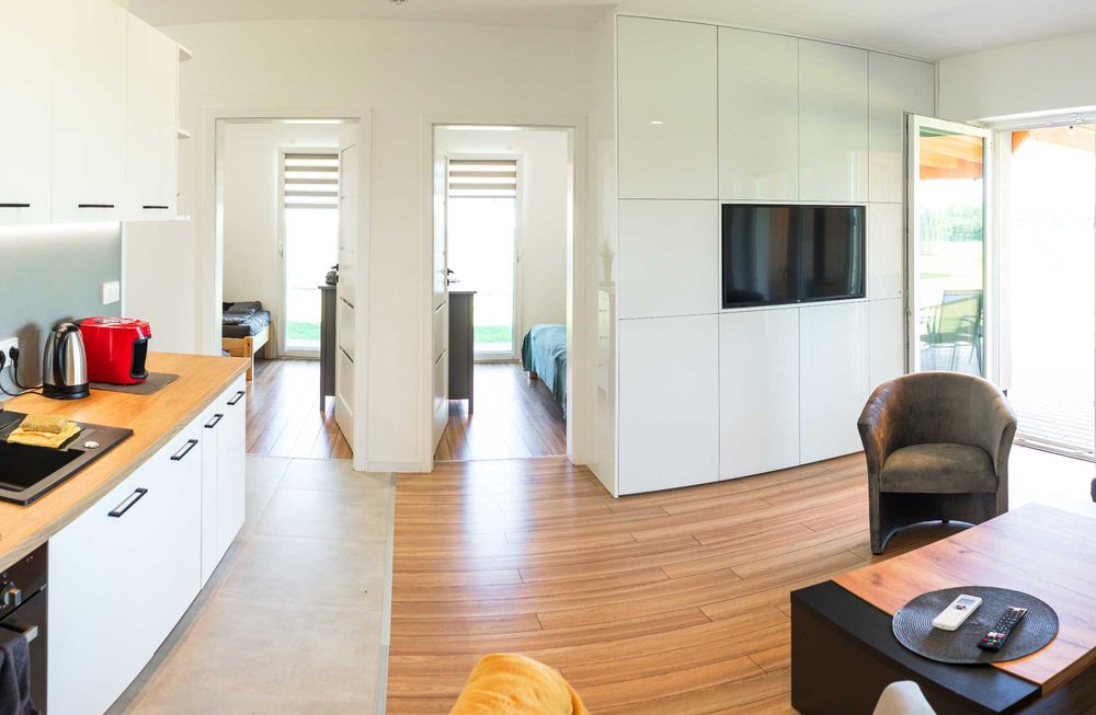 Domek na mazurach apartamenty Wilk Zając 6-12 osób jezio 200m.