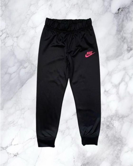 Спортивний костюм Nike оригінал на дівчинку 5-6 років