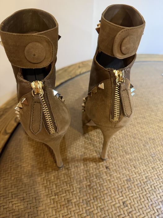 Piękne  botki Valentino