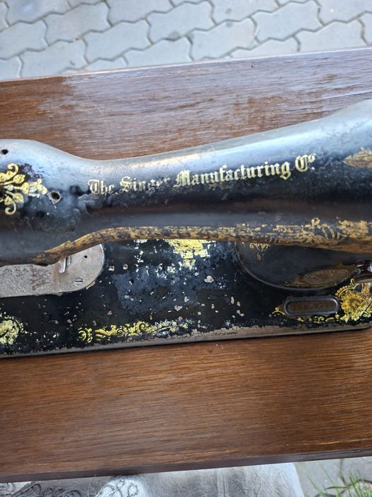 Maquina costura antiga