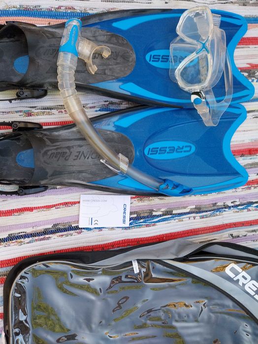 Kit Mergulho Novo Cressi Palau Marea Barbatanas + Máscara + Tubo