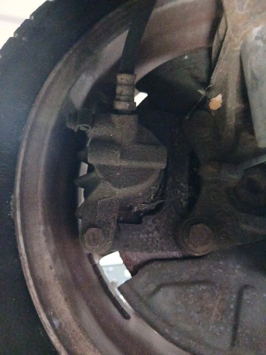 Pinça travão / maxila de travão frente esquerda SMART ForTwo Cabrio (4