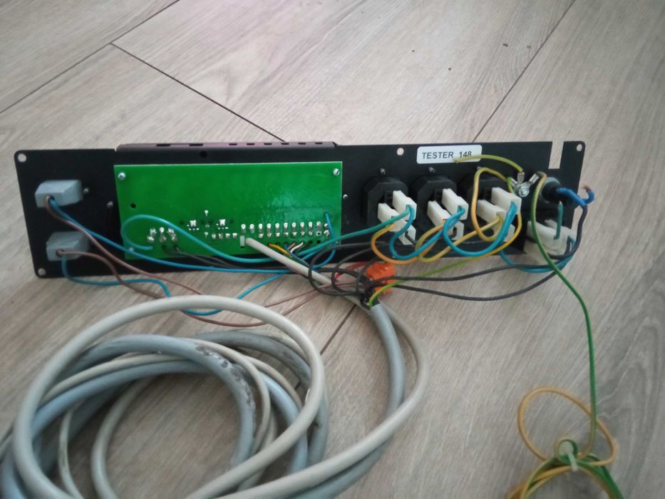 Element Master kolton 16 KW - panel sterowania, rozdzielacz