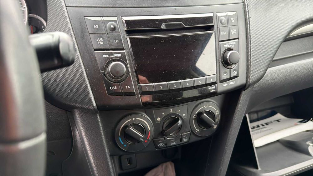 Suzuki swift najtansza niski przebieg sprawna
