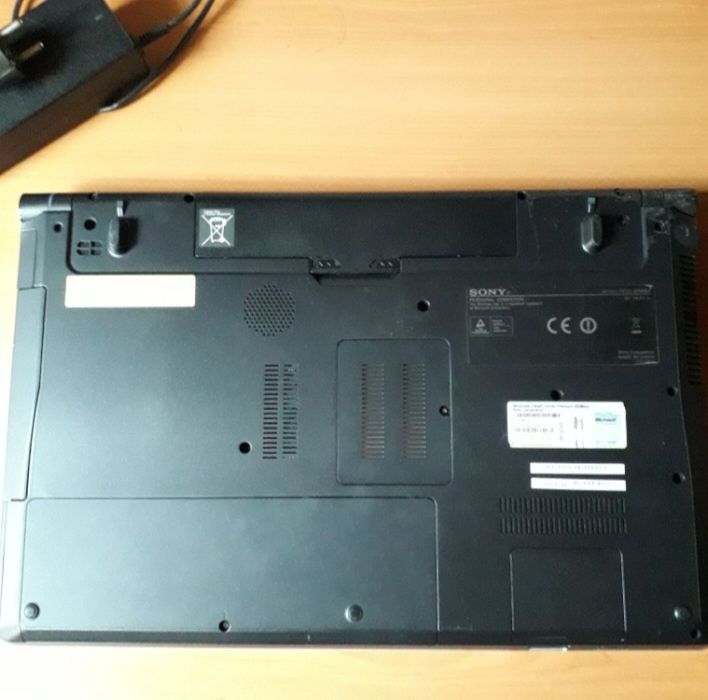 Portátil para reparar Sony Vaio VGN-AW41MF (18,4 polegadas)