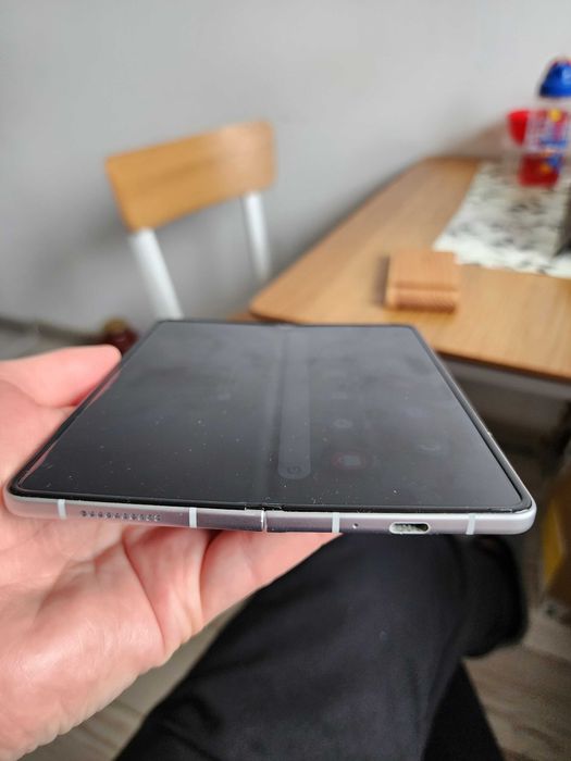 Samsung Galaxy Z Fold 3 5G SM-F926N - 12/256GB Snapdragon 888