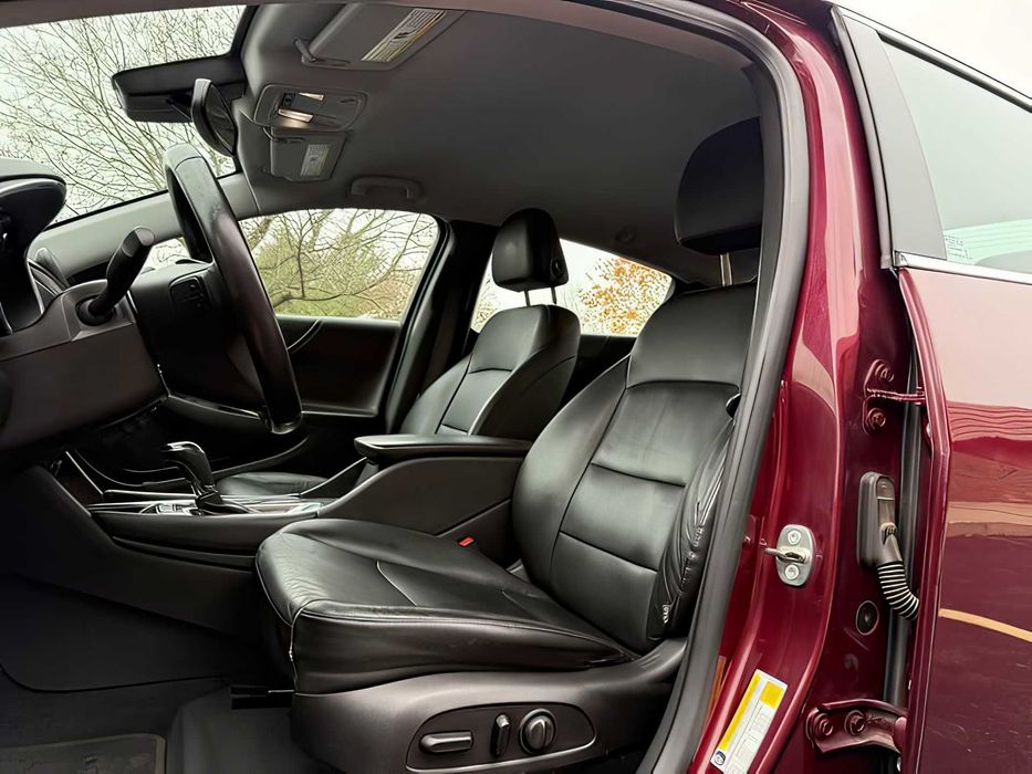 Chevrolet Malibu      2016