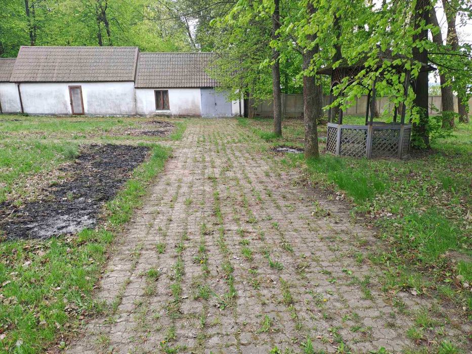 Оренда нерухомого майна - за адресою:  с. Хрінники, вул. Зарічна, 3