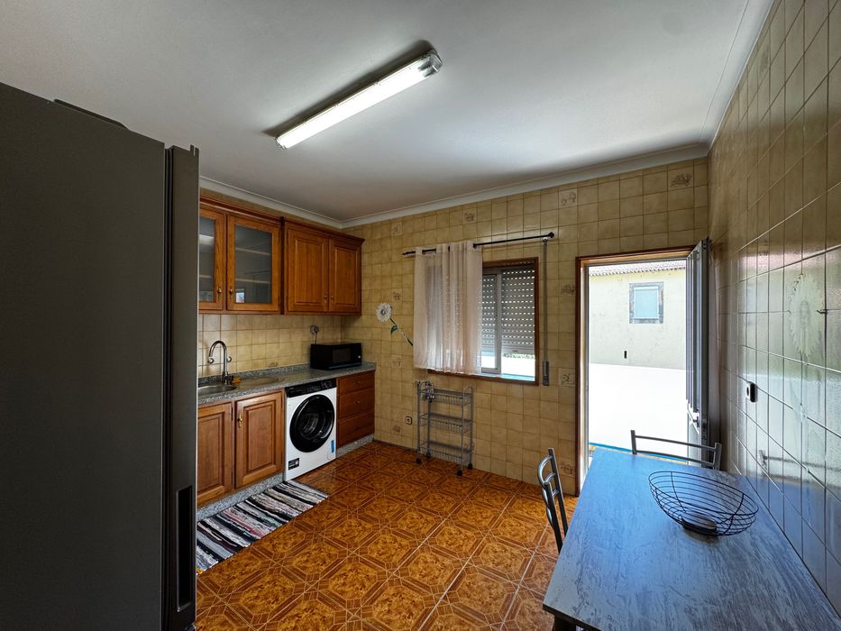 Quarto para Alugar / T3