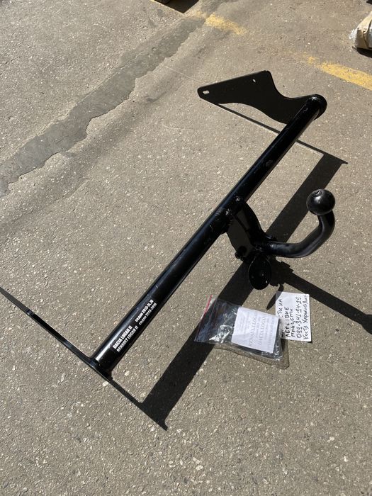 Новий! Фаркоп Рено Логан 2 СЕДАН Дачія Логан 2013-2016