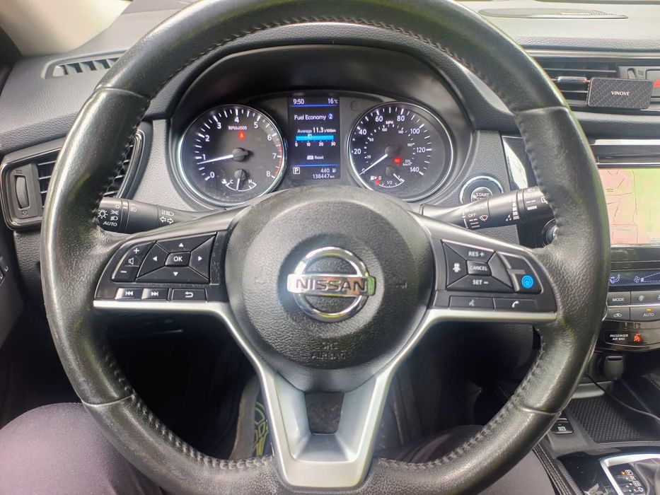 Nissan rogue SL 2018