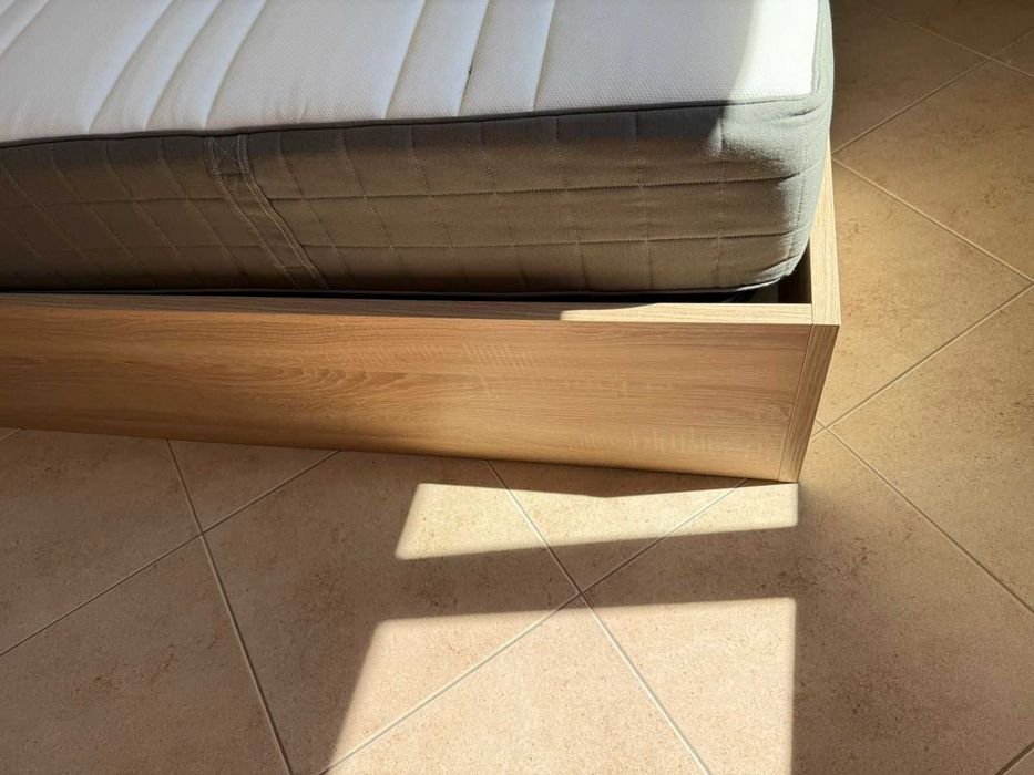 Cama solteiro / sommier