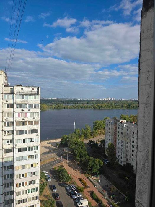 Есть бойлер, газ и интернет. Ты аккуратен? Ждем ответ!
