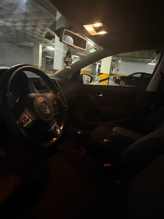 Volkswagen Polo 2010 – Económico