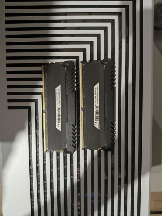 Pamięć RAM 32Gb ddr4 Corsair 2666MT  CL 16 (2x16gb)