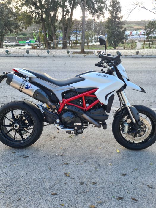 Ducati Hypermotard 939