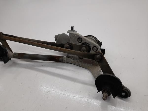 Motor limpa vidros frente TOYOTA Yaris (_P9_)