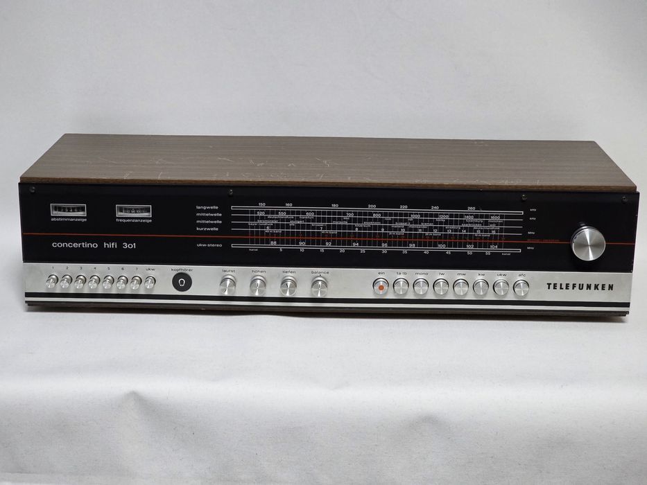 Receiver Vintage reparado Telefunken