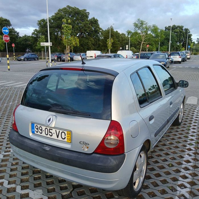 Renault Clio 2003 1.2