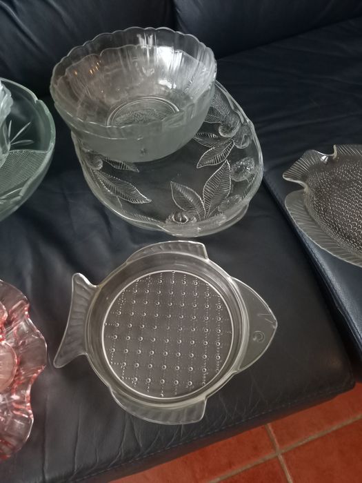 Travessas em vidro em bom estado
