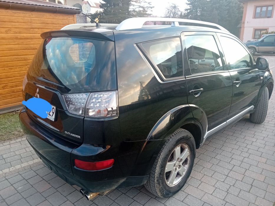 Mitsubishi Outlander 2.0did 4x2 4x4 blokada klima serwisowany 2009r