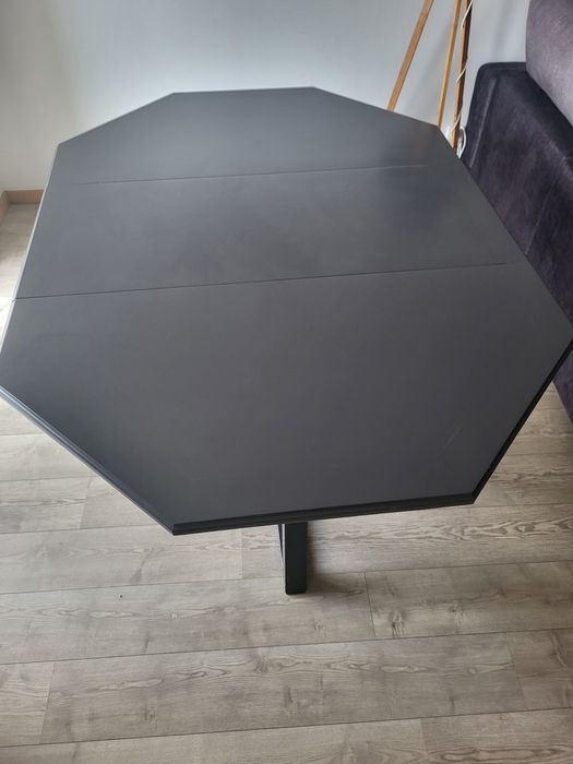 Mesa octogonal cerejeira