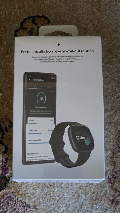 Smartwatch Fitbit Versa 4 (by Google)
