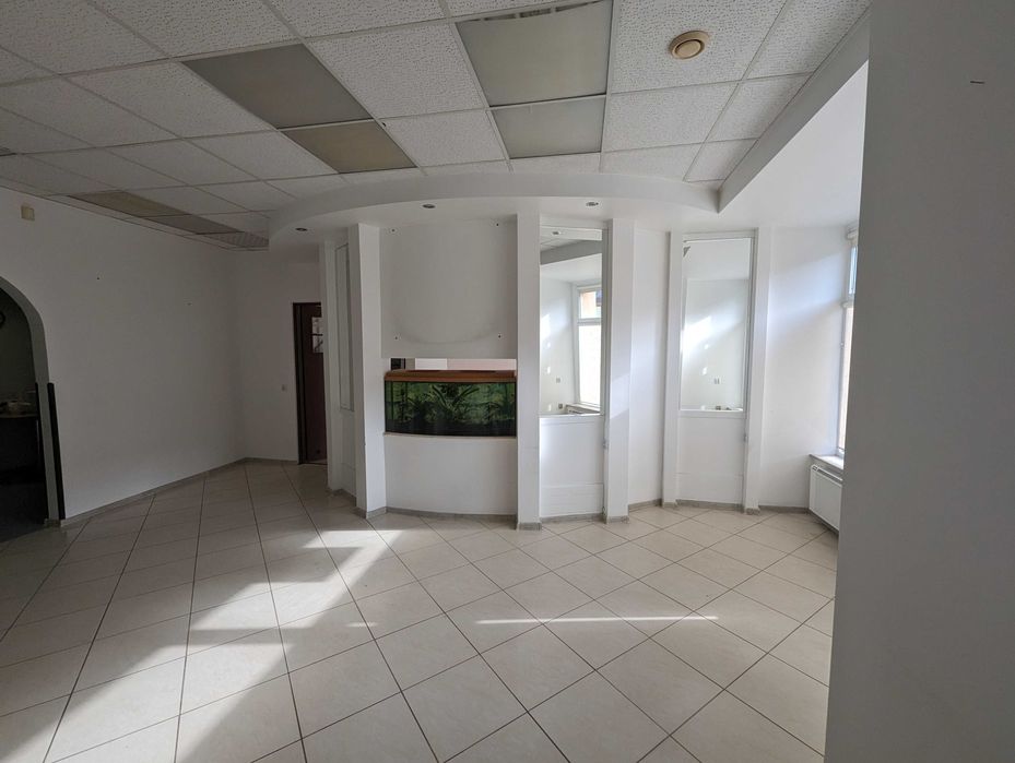 Lokal 124 m² w Ścisłym Centrum Radomia | Parter | Witryny | Parking