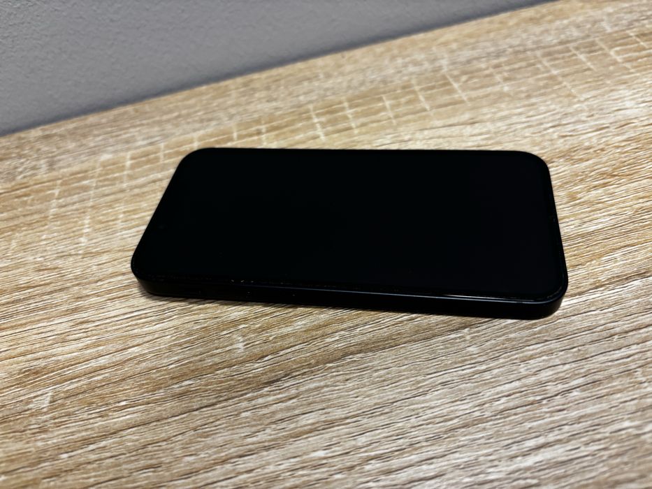 iPhone 13 Mini - Potęga w Kompaktowym Wydaniu - Nowa Bateria 95%