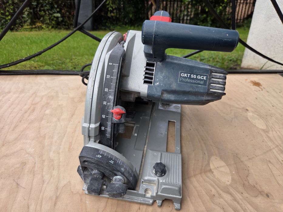 Zagłębiarka Bosch GKT 55 GCE