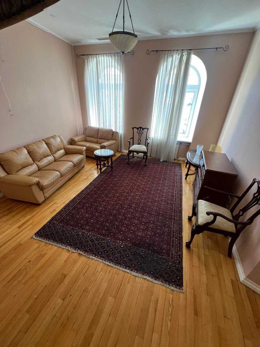 Здам 5 ком.кв-ру, 180 кв.м., Центр, вул.Шота Руставелі 4 (48000 грн) :