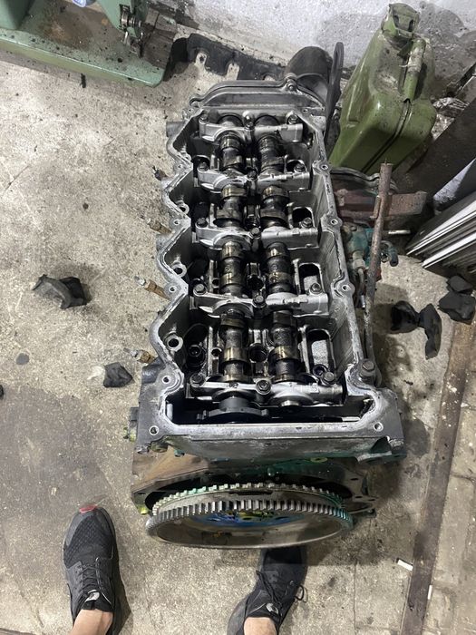 Гбц головка  на Nissan Navara pathfinder X-trail Primera Yd 22 25 d40