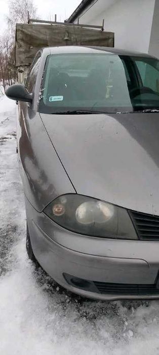 Seat  ibiza 1.4 Benz/gaz