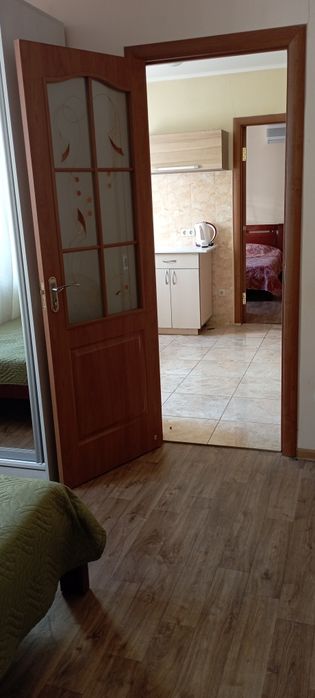 Дом 2 комнаты(раздельные)