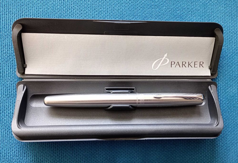 Pióro Parker srebrne