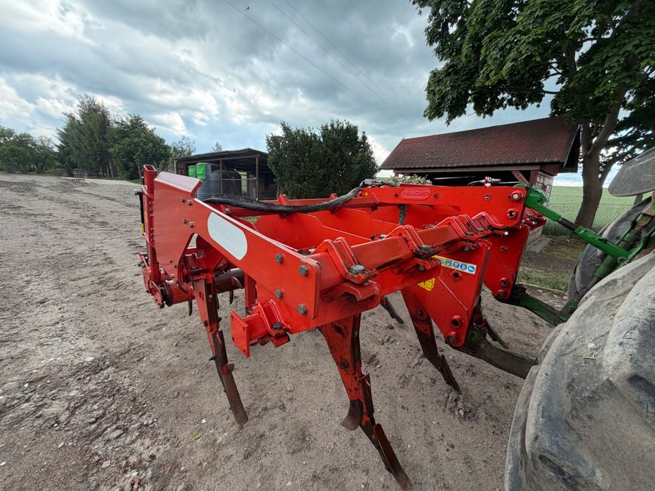 Pług dłutowy, głębosz Maschio Attila 300/7