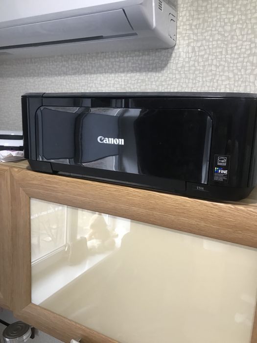 Принтер “canon” черного цвета б/ у на запчасти
