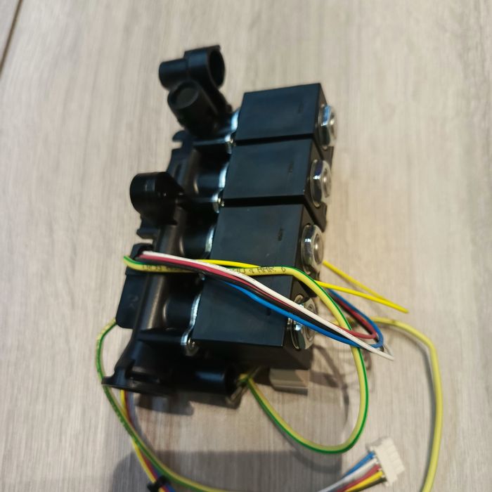 Zespół elektrozaworów do ekspresu Saeco GranAroma