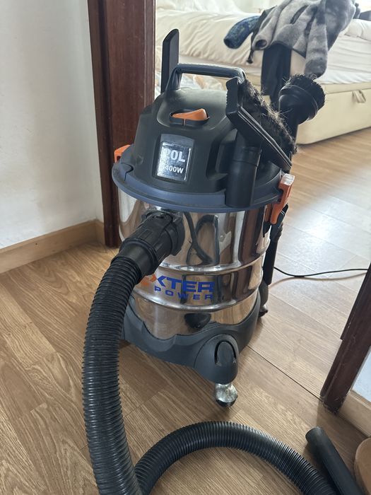 Aspirador Dexter 20l